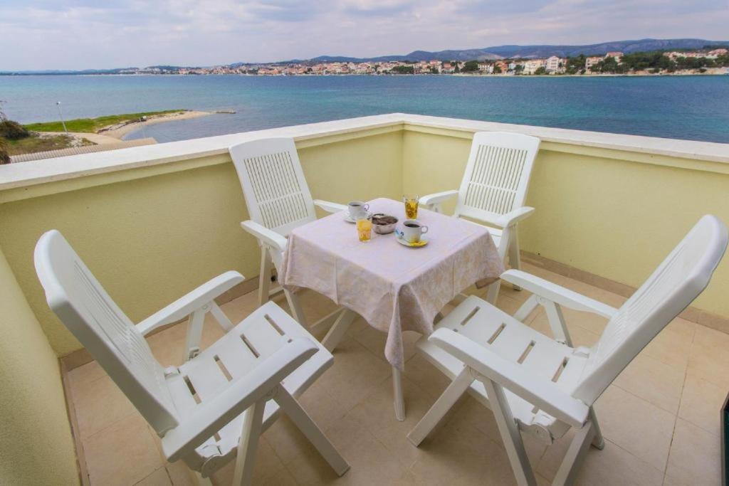 Riva 2 Apartment Krapanj Exterior photo