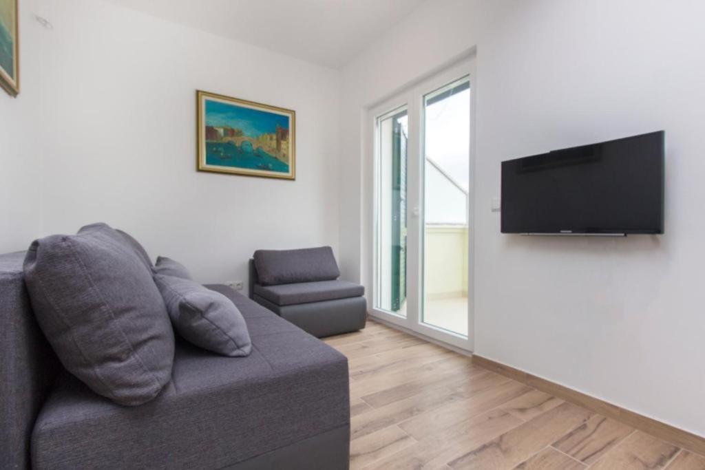 Riva 2 Apartment Krapanj Exterior photo