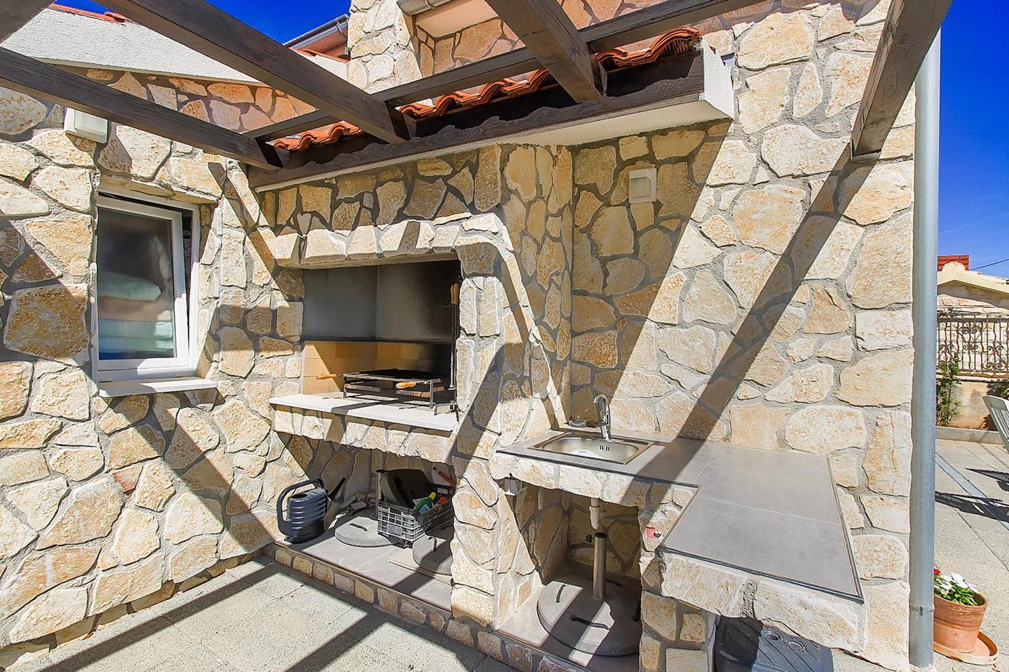 Riva 2 Apartment Krapanj Exterior photo
